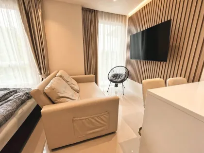Luxury Studio Apartment for Rent at The City Condo, Kathu
