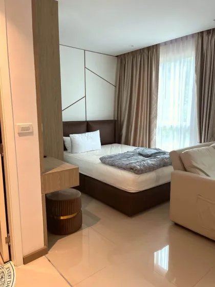 Luxury Studio Apartment for Rent at The City Condo, Kathu