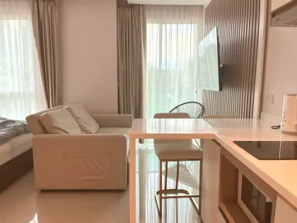 Luxury Studio Apartment for Rent at The City Condo, Kathu
