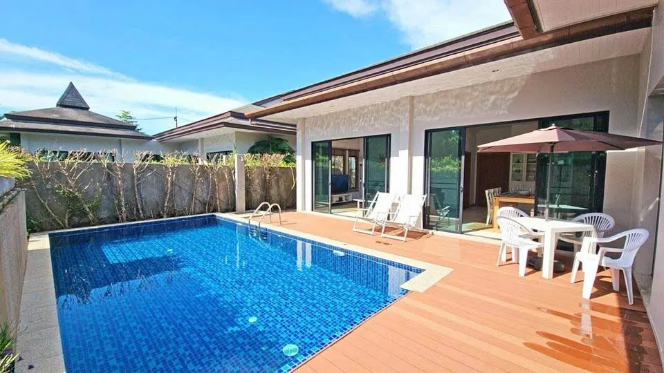 Villa de 3 dormitorios en alquiler en Tanode Estate Layan-Choeng Thale