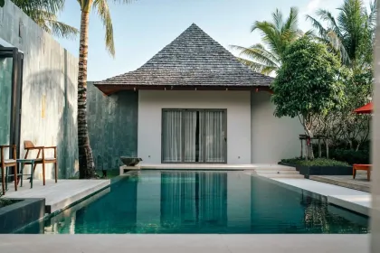 Роскошная вилла с бассейном 3 спальни в аренду в Anchan Villa, Пхукет