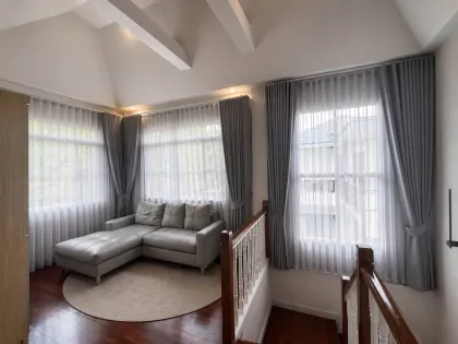 Вилла с 3 спальнями и бассейном в аренду в Land & House Chalong Park