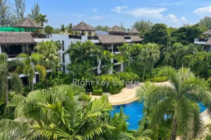 2-Bed, 2-Bath Apartment with Rooftop Garden in Bang Tao