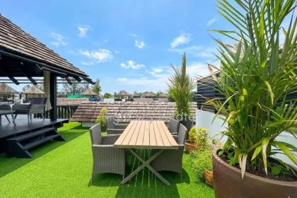 2-Bed, 2-Bath Apartment with Rooftop Garden in Bang Tao