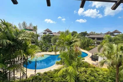 2-Bed, 2-Bath Apartment with Rooftop Garden in Bang Tao