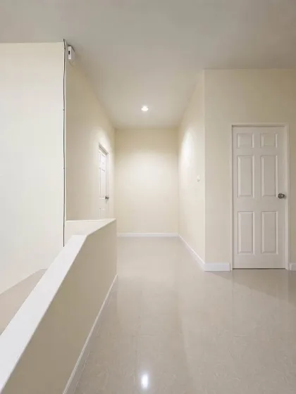 Villa de 3 Habitaciones con Gran Jardín en Alquiler en Phuket Villa Chaofa