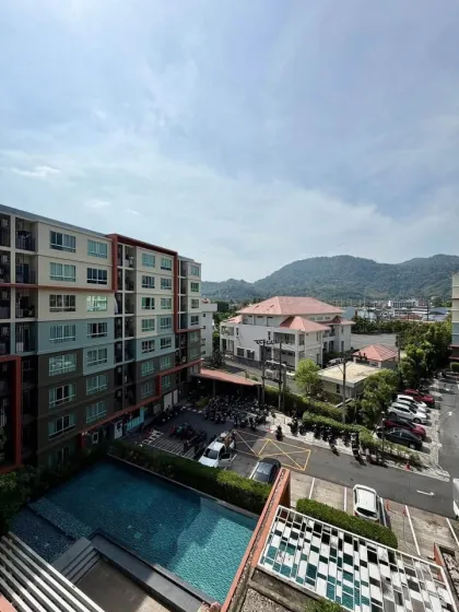 Apartamento 1 dormitorio con vista a la piscina en DCondo Kathu–Patong en alquiler