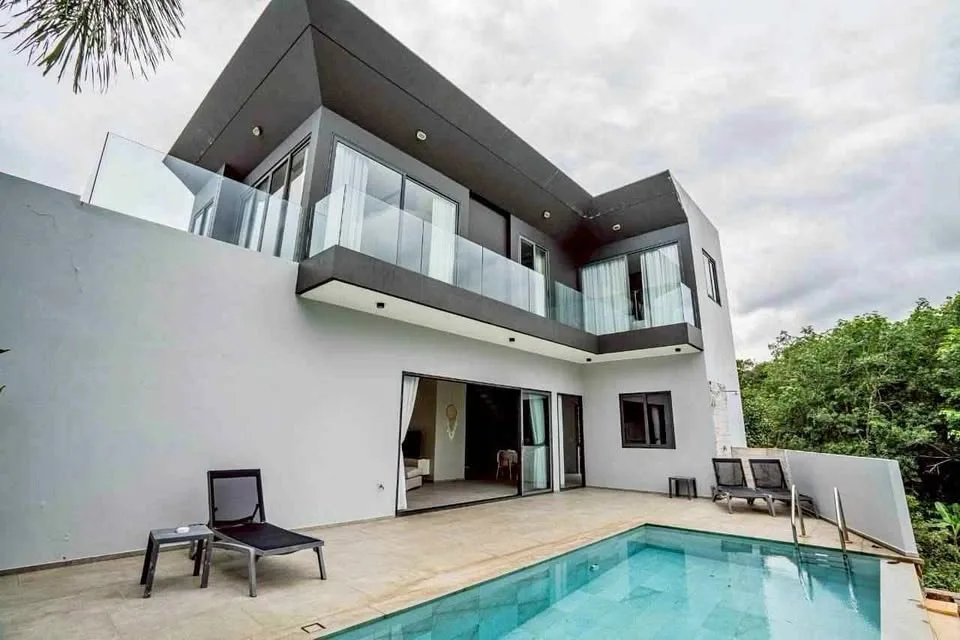 Pool Villa for Rent Near Fitness Street, Chalong