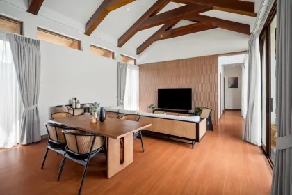 Moderne 3-Zimmer-Poolvilla zur Miete in Si Sunthon, Phuket