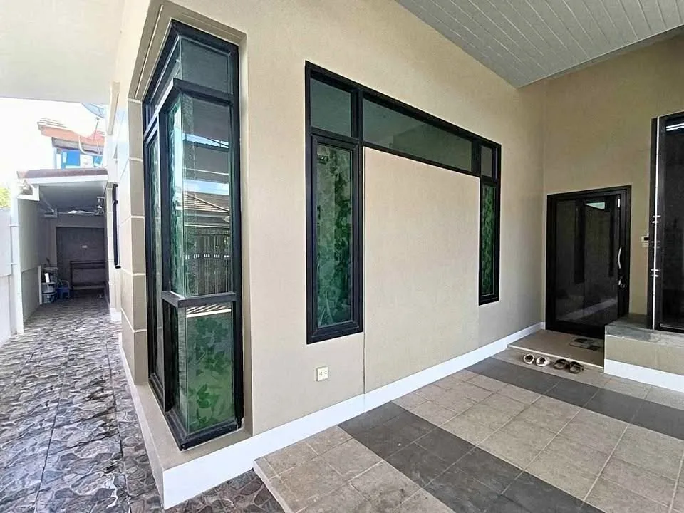 Таунхаус с 3 спальнями в аренду в Пхукет Таун, Srisuchat Grandview Village