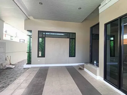 Таунхаус с 3 спальнями в аренду в Пхукет Таун, Srisuchat Grandview Village