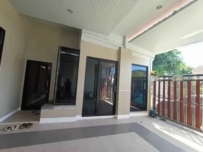 Таунхаус с 3 спальнями в аренду в Пхукет Таун, Srisuchat Grandview Village