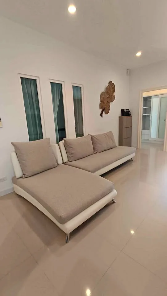 Casa Adosada de 2 Dormitorios y 2 Baños en Alquiler en Rawai