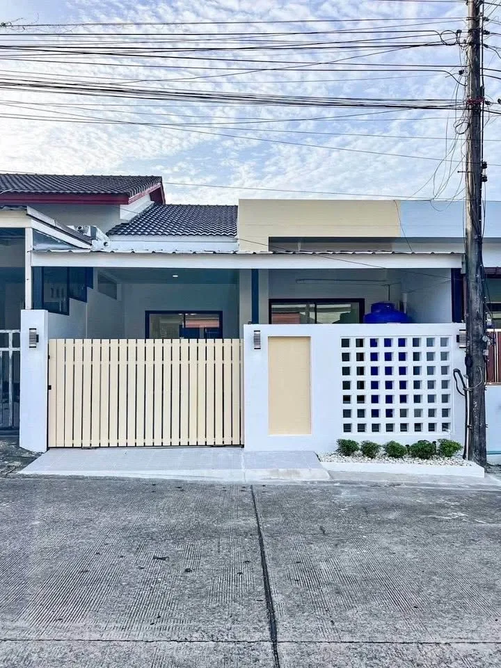 Уютная 2-комнатная вилла в аренду в Tawan Place Village