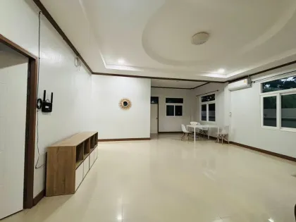 塔朗区靠近罗宾逊的3卧2卫出租屋
