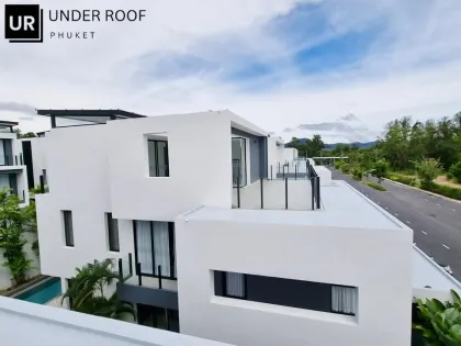 Spacious 5-Bedroom Pool Villa for Rent in Laguna Phuket
