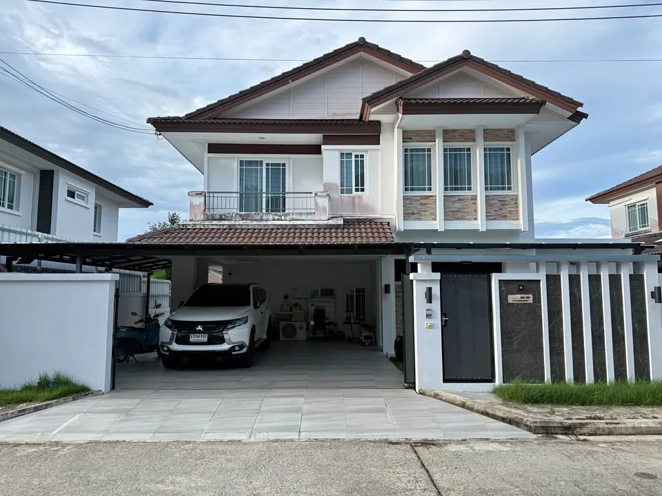 Villa familiale 4 chambres à louer à Chalong Phuket