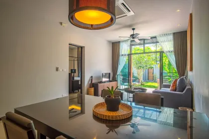Вилла с 2 спальнями в аренду в ONYX Villa, Раваи, Пхукет