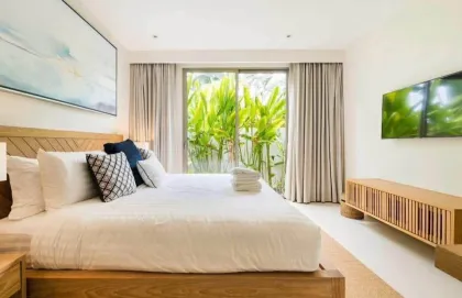 Роскошная вилла с 3 спальнями и бассейном в аренду, Trichada Sky Villas, Пхукет