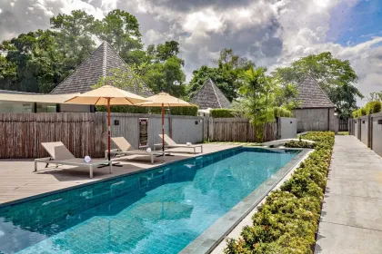 Вилла с 2 спальнями и общим бассейном в Tao Resort Bangtao