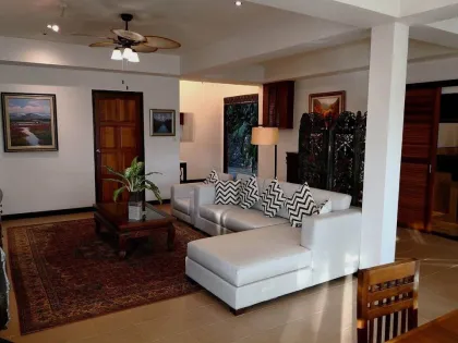 Geräumige 4-Schlafzimmer Familienvilla mit Pool in Palm Hill Vista, Kathu