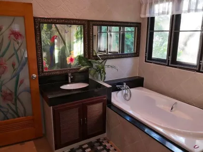 Geräumige 4-Schlafzimmer Familienvilla mit Pool in Palm Hill Vista, Kathu