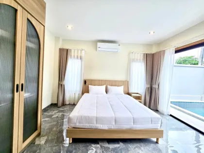 Nagelneue 3-Schlafzimmer Villa mit Privatpool zur Miete in Chalong