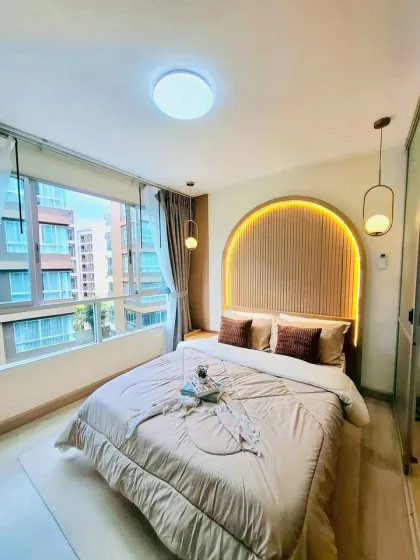 Modern 1-Bedroom Pool View Condo at D Condo Creek, Kathu
