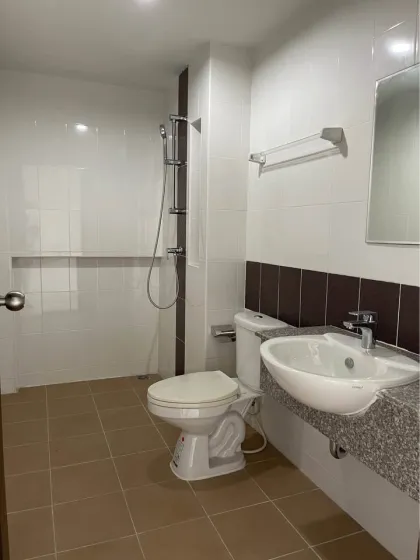 Коммерческое здание 3 спальни 3 ванных для аренды/продажи в Royal Marina Plaza, Ко Кэо