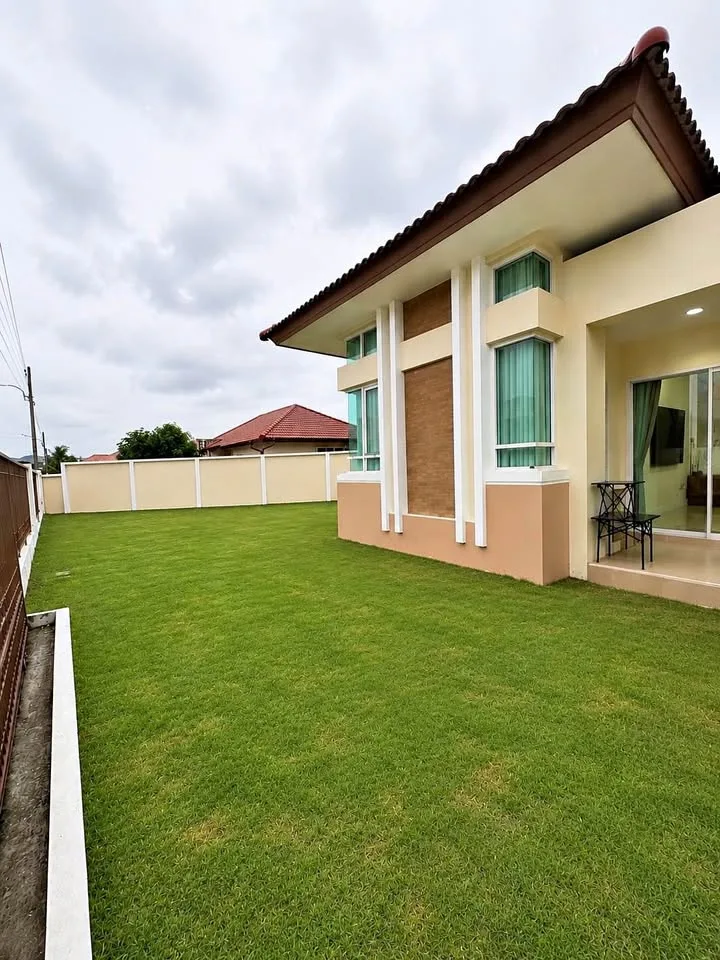 Spacious 3-Bedroom Villa with Large Garden for Rent