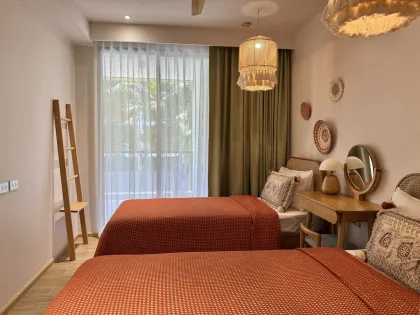 Laguna Beachside: 2 спальни у пляжа в Бангтао, 200 м