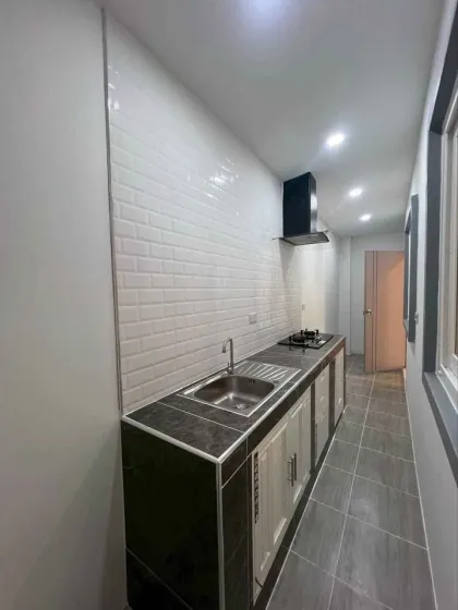 Аренда таунхауса 2 спальни и 2 ванные в The Rich Villa 2, Чалонг