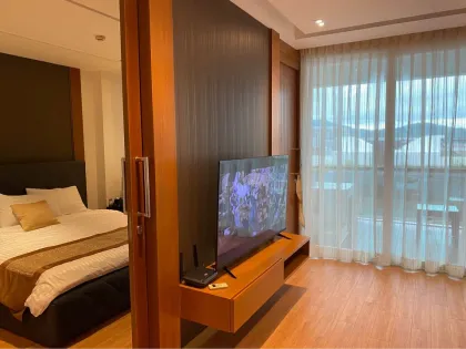 1 Bedroom Sea View Apartment Near Patong Beach