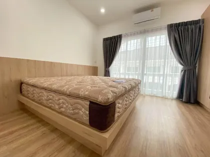 ทาวน์เฮาส์ 2 ห้องนอน 2 ห้องน้ำ ให้เช่าในราไว ภูเก็ต