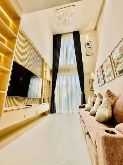 Современная вилла с 4 спальнями и бассейном в Сайюан, Равай, Пхукет