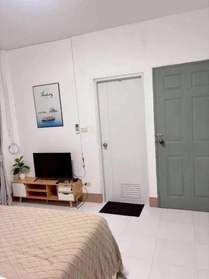 Вилла с 3 спальнями и 2 ванными в аренду в Wongchalerm Garden Ville