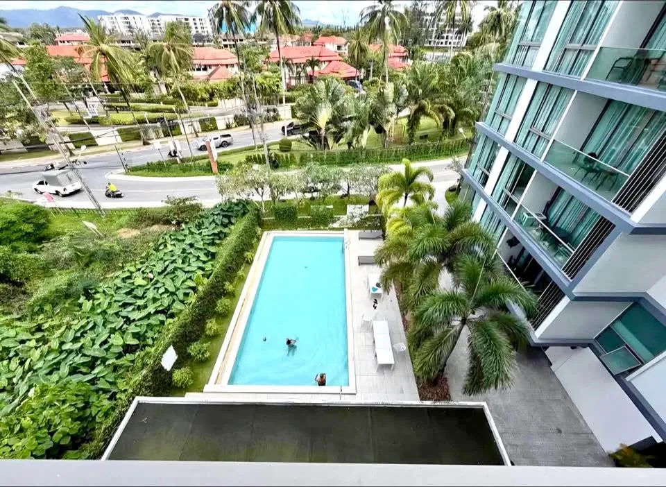 2-Bedroom, 2-Bathroom Apartment with Pool View at Oceanstone Condo Laguna