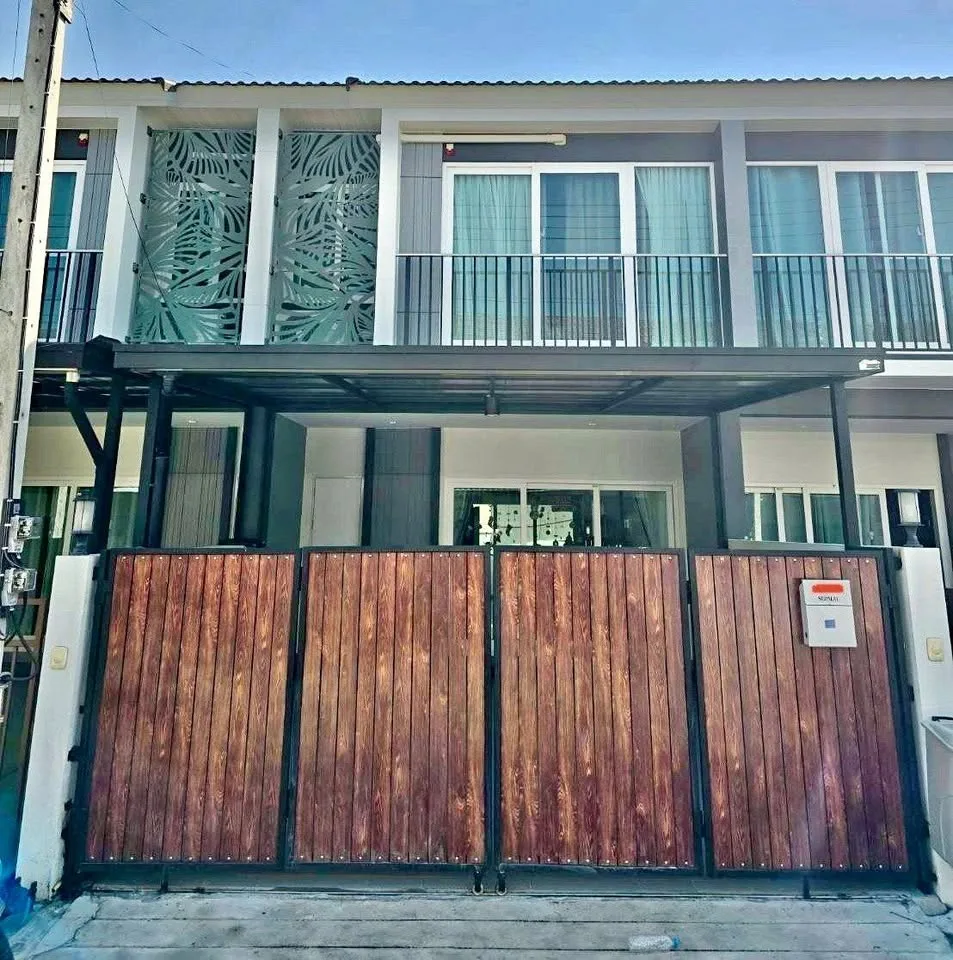 Двухэтажный таунхаус с 3 спальнями в аренду в Supalai Palm Springs, Пхукет
