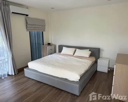 Отремонтированный угловой таунхаус с 2 спальнями в East Bangtao Ville
