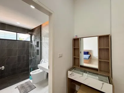 甲图3卧3卫整租房屋