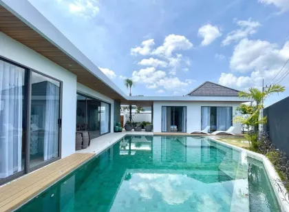Villa de luxe moderne style Bali avec piscine privée à Cherngtalay