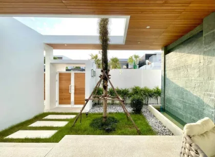 Villa de luxe moderne style Bali avec piscine privée à Cherngtalay