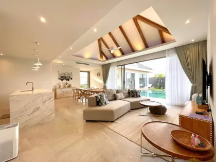 Villa de luxe moderne style Bali avec piscine privée à Cherngtalay
