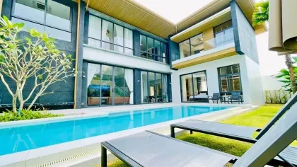 Exclusive 5-Bedroom Luxury Family Pool Villa Near BISP Phuket