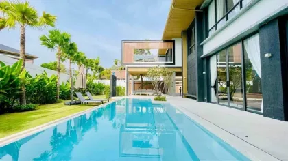 Exclusive 5-Bedroom Luxury Family Pool Villa Near BISP Phuket