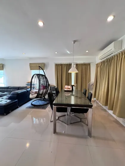 3 спальни, 3 ванные: семейный дом в аренду в Kathu-Patong Estate