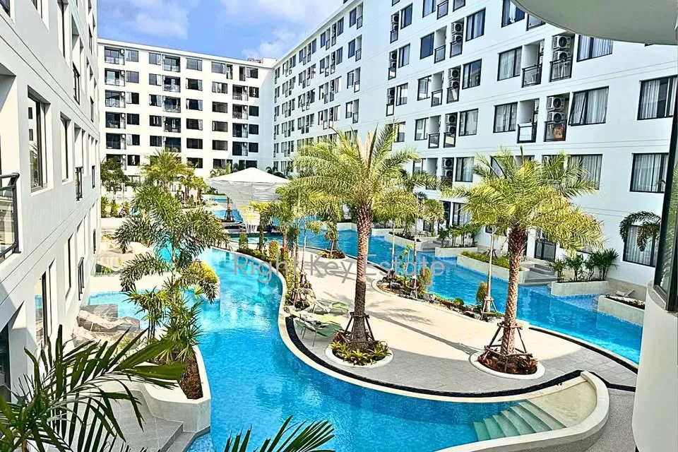 Современная 1-комнатная квартира с 1 ванной в Capri Residence Бангтао