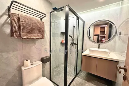 Современная 1-комнатная квартира с 1 ванной в Capri Residence Бангтао