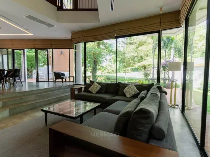 Villa 4 chambres avec vue sur terrain de golf à Kathu