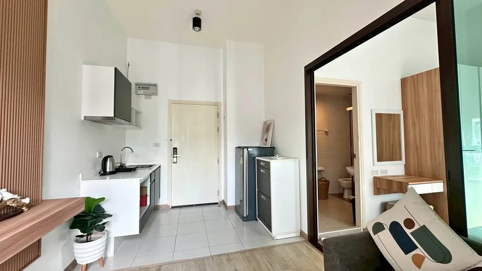 1 Bedroom Pool View Apartment at Zcape 3 Condominium for Rent